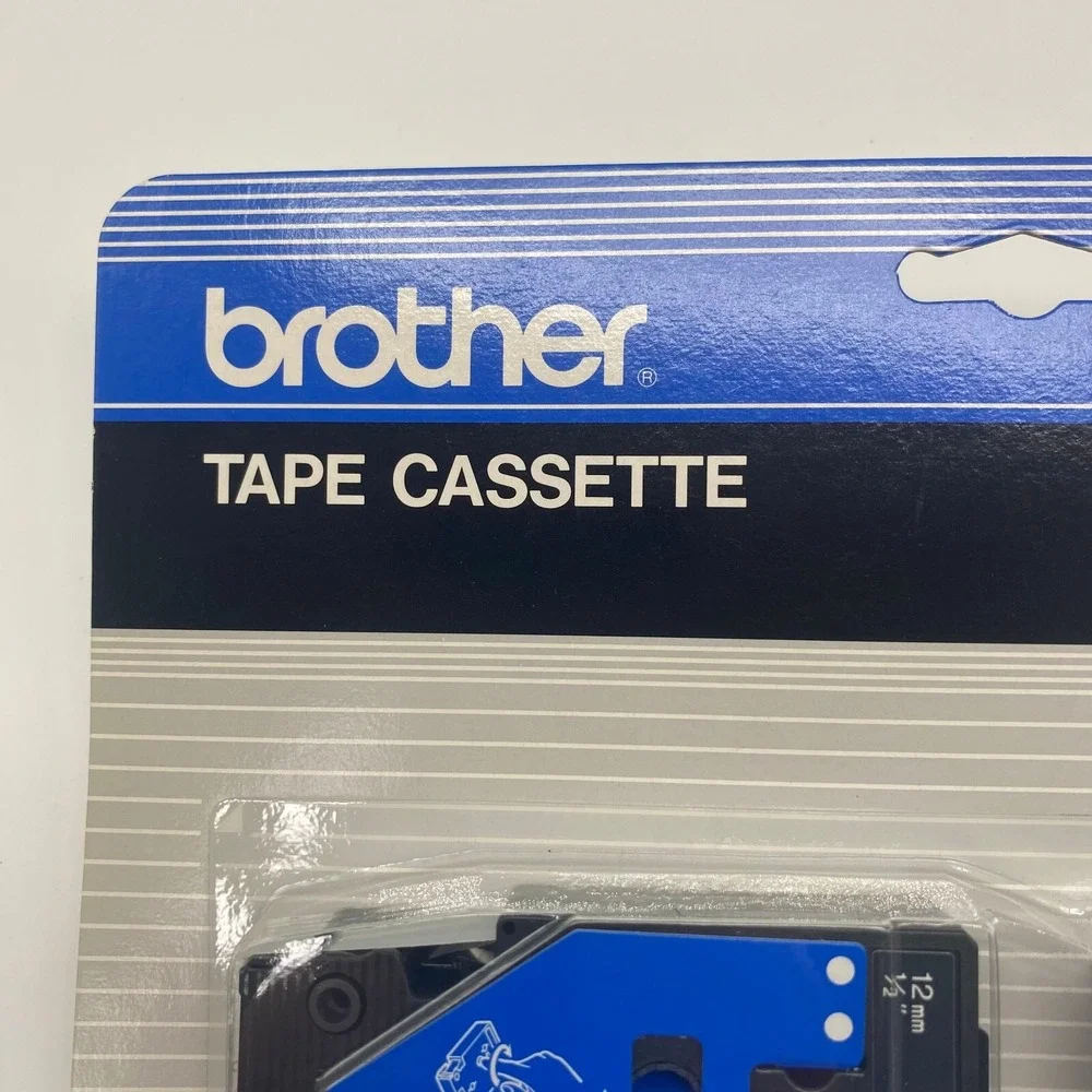 Brother P Touch Black Lettering TC-00 1/2